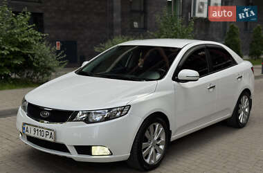 Седан Kia Cerato 2011 в Киеве
