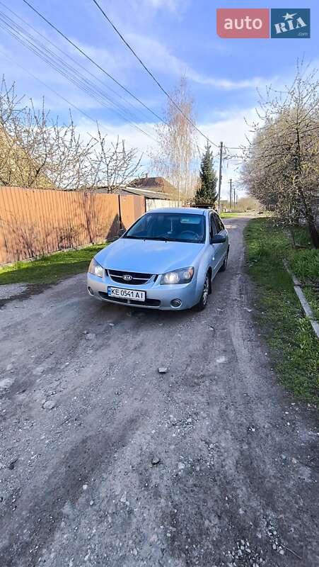 Седан Kia Cerato 2006 в Днепре