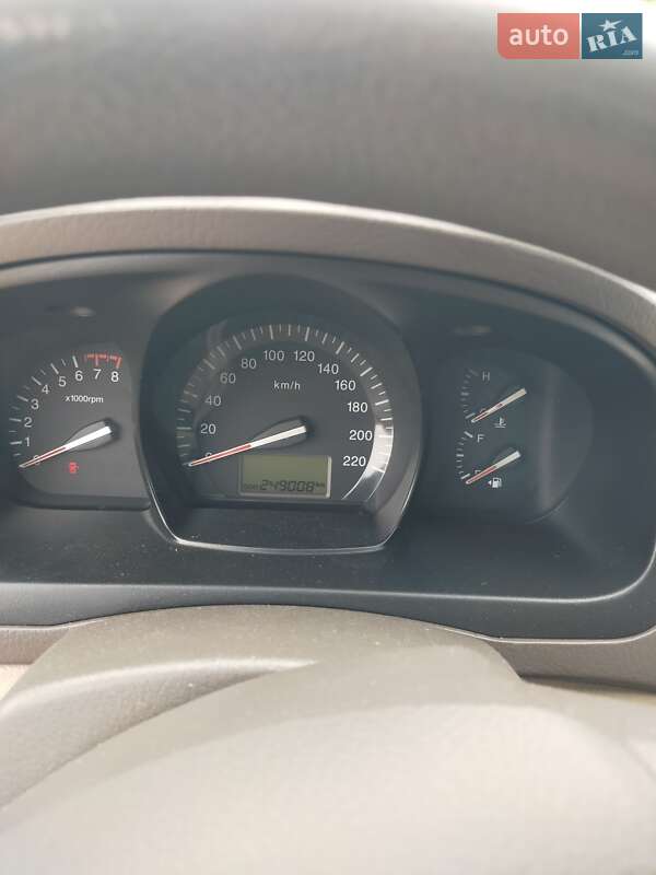 Седан Kia Cerato 2007 в Мене