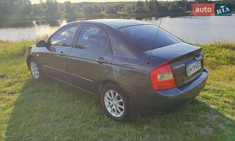 Седан Kia Cerato 2006 в Тростянце