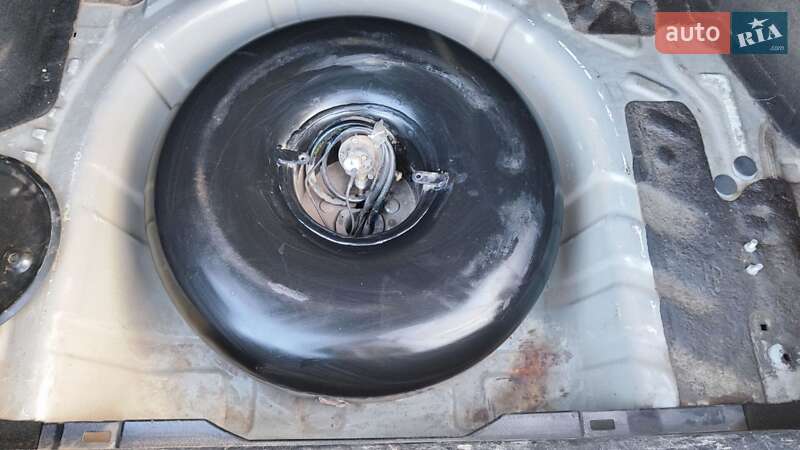 Седан Kia Cerato 2006 в Тростянце