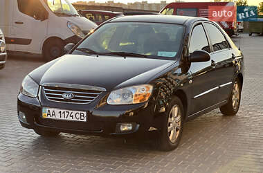 Седан Kia Cerato 2007 в Киеве