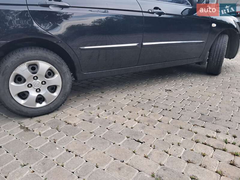 Седан Kia Cerato 2008 в Мукачевому