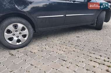 Седан Kia Cerato 2008 в 