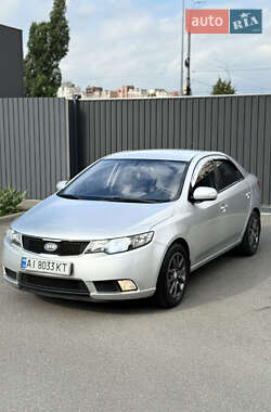 Седан Kia Cerato 2009 в Києві