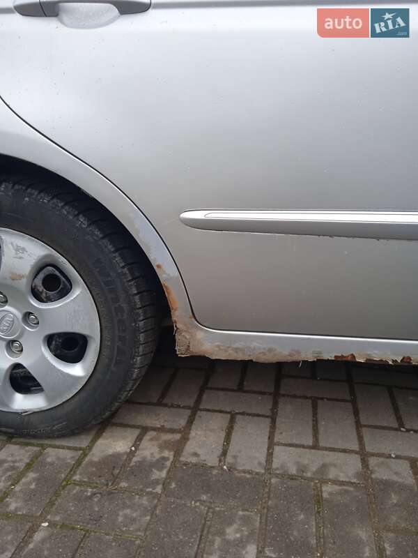 Седан Kia Cerato 2007 в Черновцах