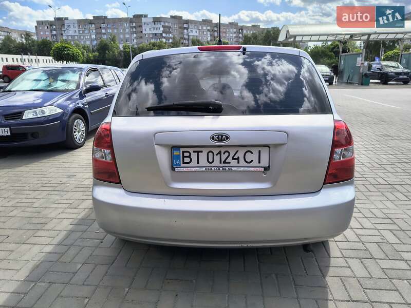 Хэтчбек Kia Cerato 2006 в Черкассах