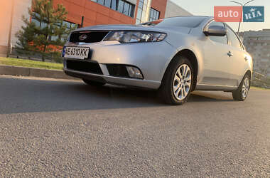 Седан Kia Cerato 2009 в Дніпрі