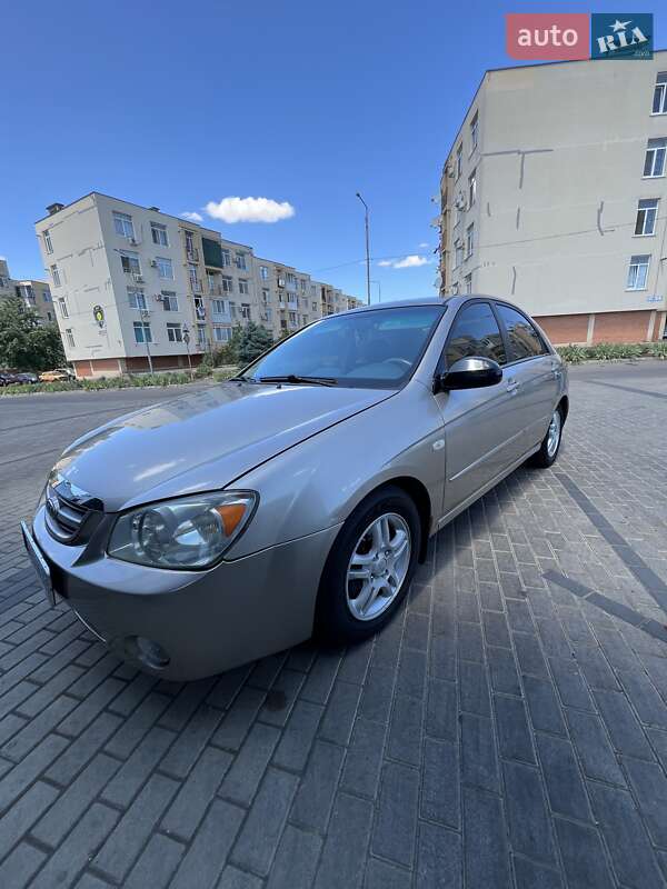 Kia Cerato 2006