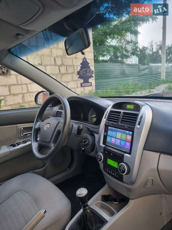 Седан Kia Cerato 2007 в Карловке