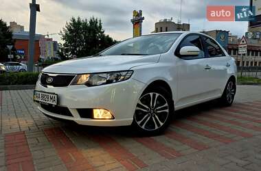 Седан Kia Cerato 2011 в Києві
