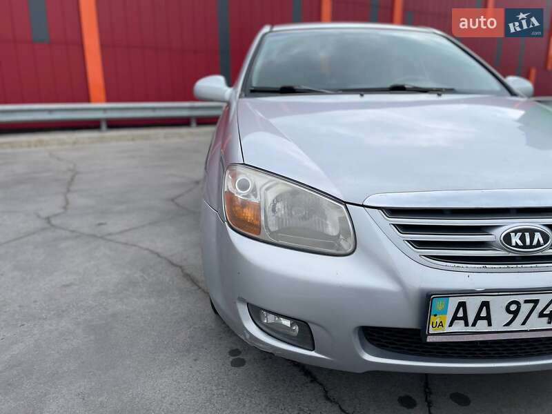 Седан Kia Cerato 2007 в Киеве