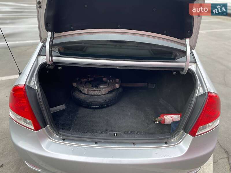 Седан Kia Cerato 2007 в Киеве