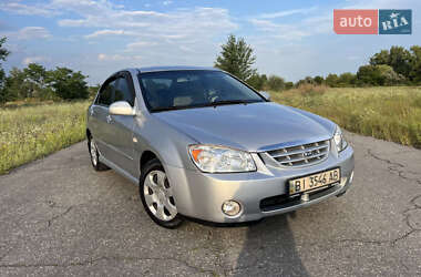 Седан Kia Cerato 2005 в Кременчуге