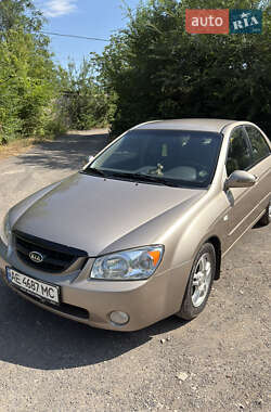 Седан Kia Cerato 2006 в Кривом Роге