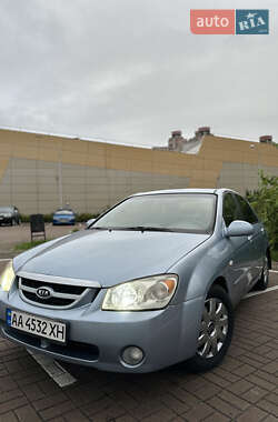 Седан Kia Cerato 2006 в Киеве