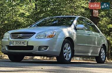 Седан Kia Cerato 2008 в Новомосковске