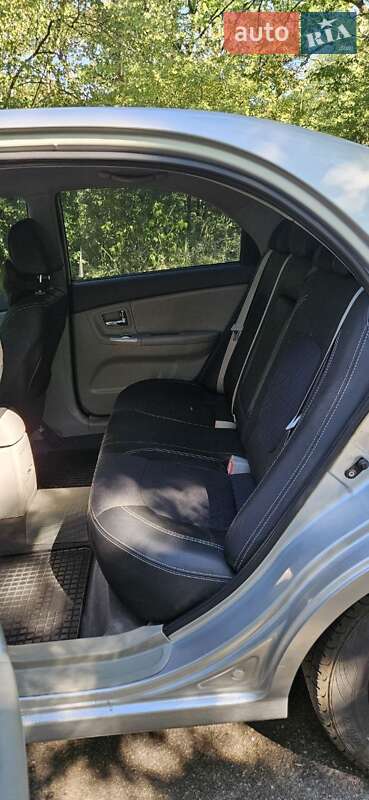 Седан Kia Cerato 2008 в Новомосковске