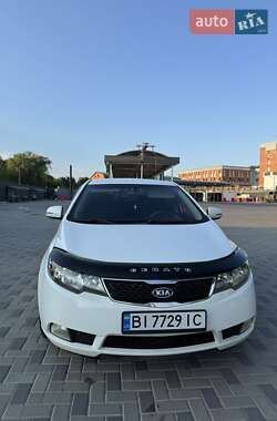 Седан Kia Cerato 2012 в Полтаве