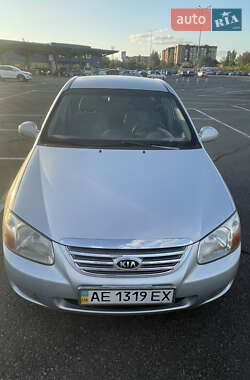 Седан Kia Cerato 2007 в Кривому Розі