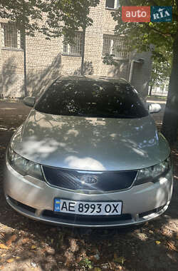 Седан Kia Cerato 2009 в Дніпрі