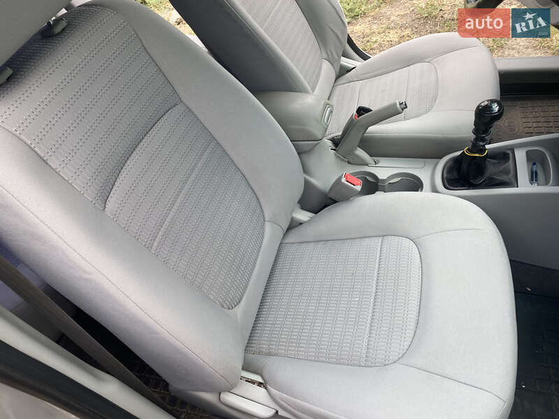 Седан Kia Cerato 2008 в Никополе фото 14 Седан Kia Cerato 2008 в Никополе