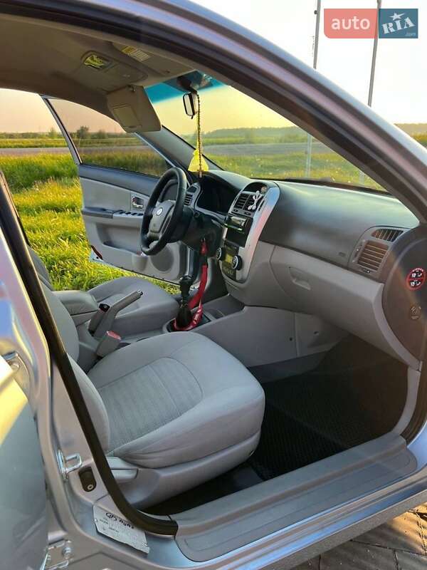 Kia Cerato 2008