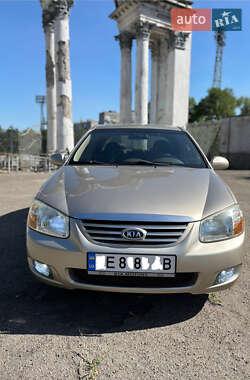 Седан Kia Cerato 2007 в Кам'янському