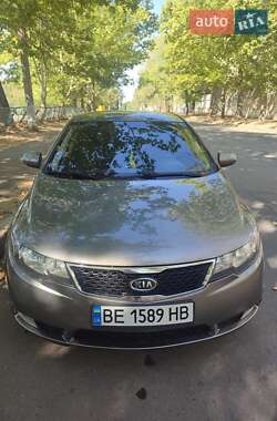 Седан Kia Cerato 2011 в Николаеве