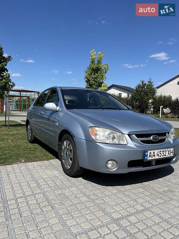 Седан Kia Cerato 2006 в Золотоноше фото 2 Седан Kia Cerato 2006 в Золотоноше