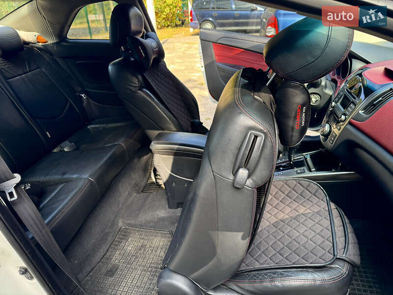 Купе Kia Cerato 2010 в Києві