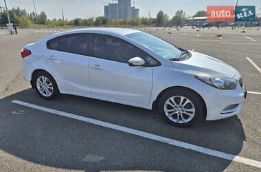 Седан Kia Cerato 2014 в Києві