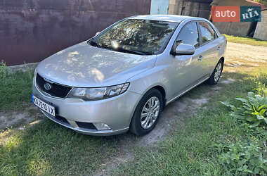 Седан Kia Cerato 2009 в Кременчуге
