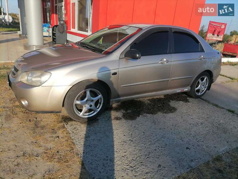 Седан Kia Cerato 2006 в Харькове