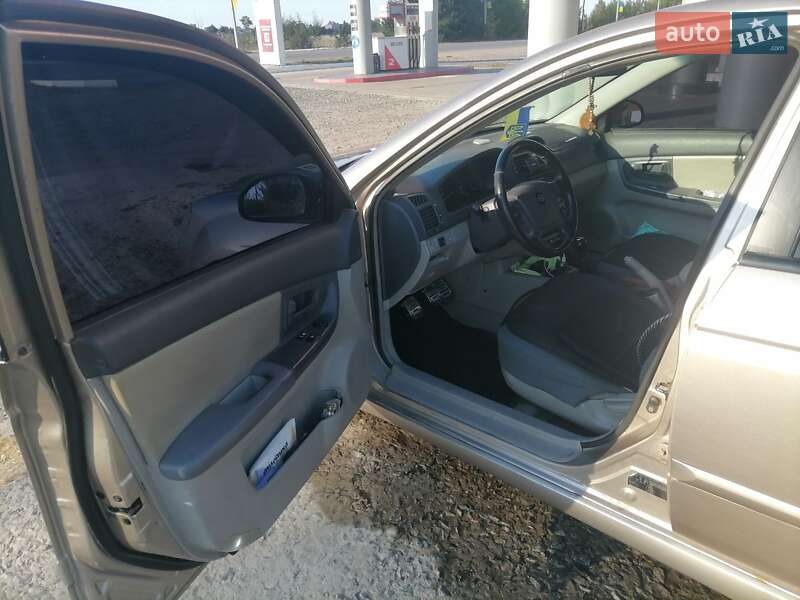 Седан Kia Cerato 2006 в Харькове