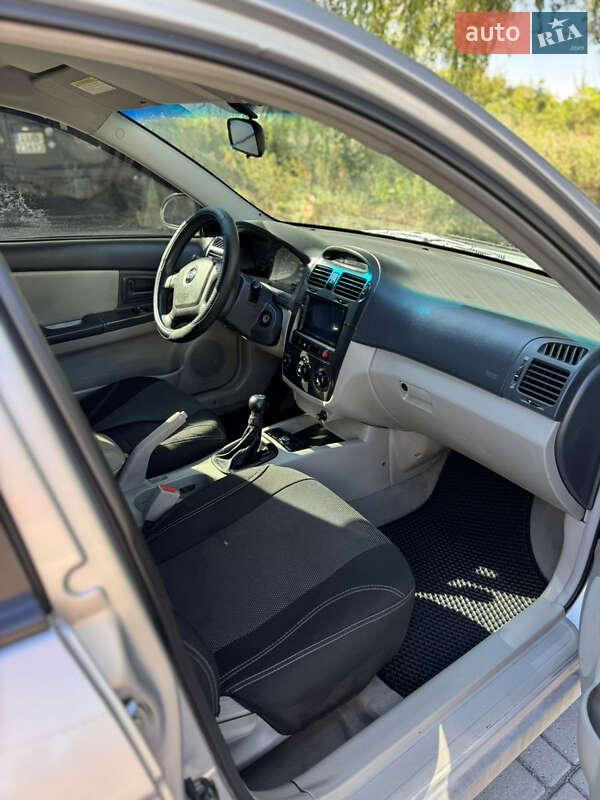 Седан Kia Cerato 2006 в Полтаві