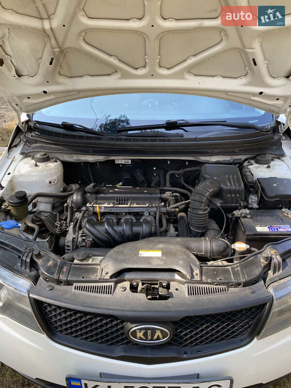 Седан Kia Cerato 2009 в Ирпене фото 3 Седан Kia Cerato 2009 в Ирпене