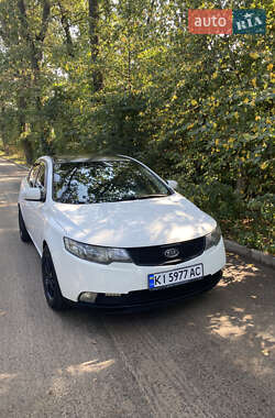 Седан Kia Cerato 2009 в Ирпене