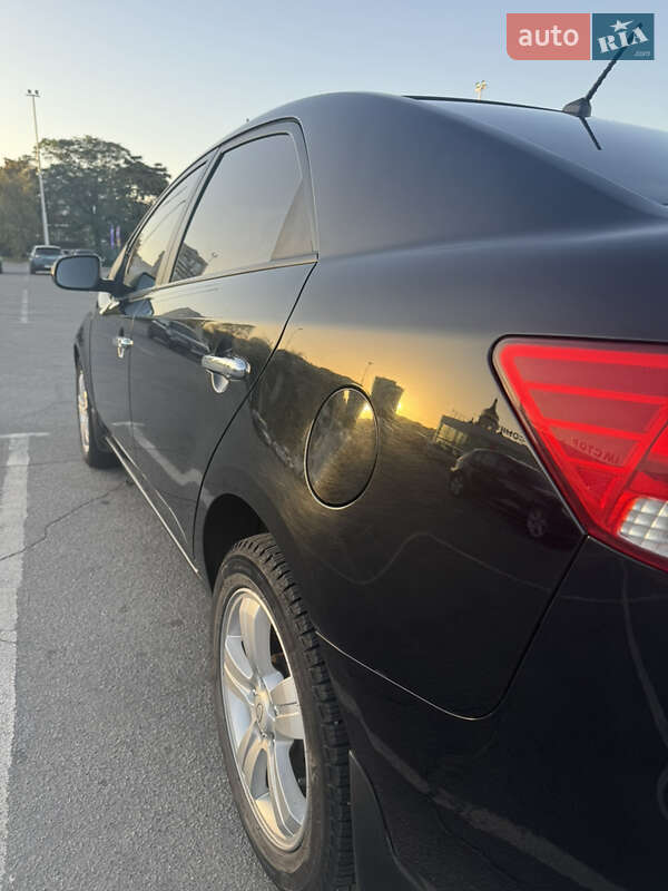 Седан Kia Cerato 2011 в Запорожье фото 8 Седан Kia Cerato 2011 в Запорожье