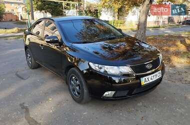 Седан Kia Cerato 2009 в Богодухове