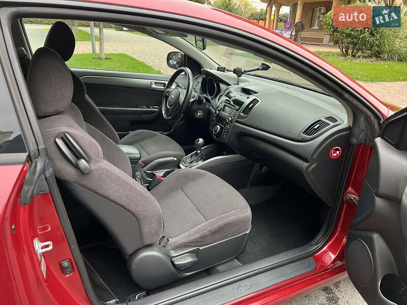 Купе Kia Cerato 2011 в Києві