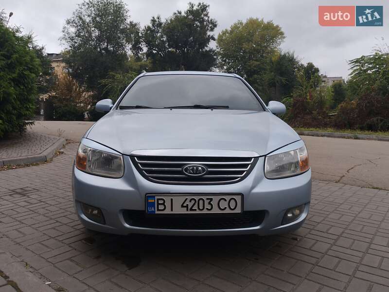 Седан Kia Cerato 2008 в Каменском