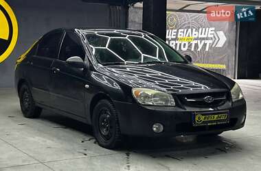 Седан Kia Cerato 2005 в Чернівцях