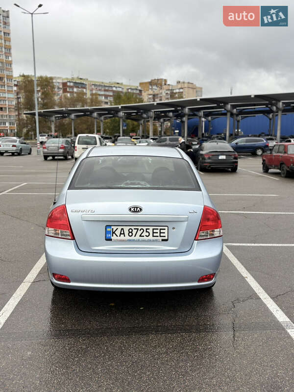 Седан Kia Cerato 2008 в Киеве
