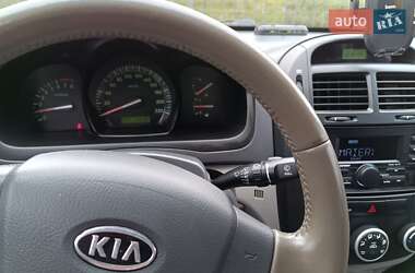 Седан Kia Cerato 2007 в 