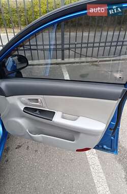 Седан Kia Cerato 2007 в 