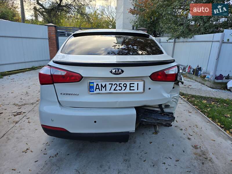 Седан Kia Cerato 2013 в Бердичеве