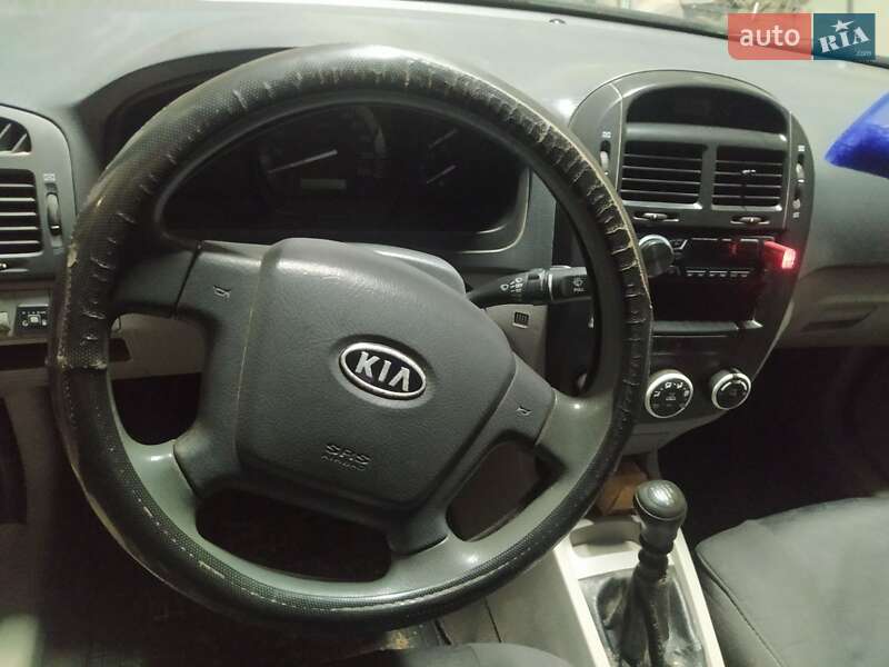 Седан Kia Cerato 2008 в Бориславе