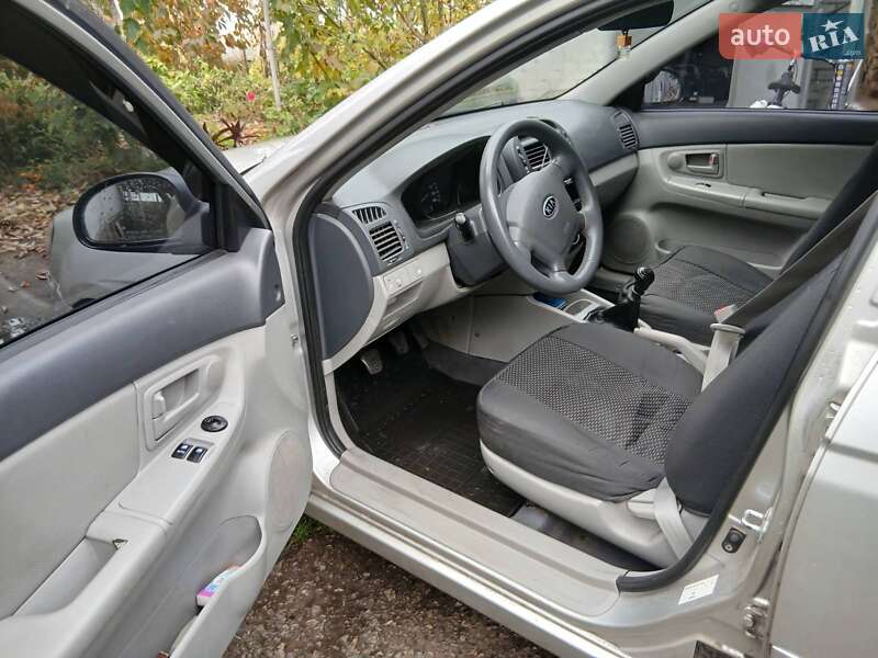 Седан Kia Cerato 2008 в Киеве фото 12 Седан Kia Cerato 2008 в Киеве