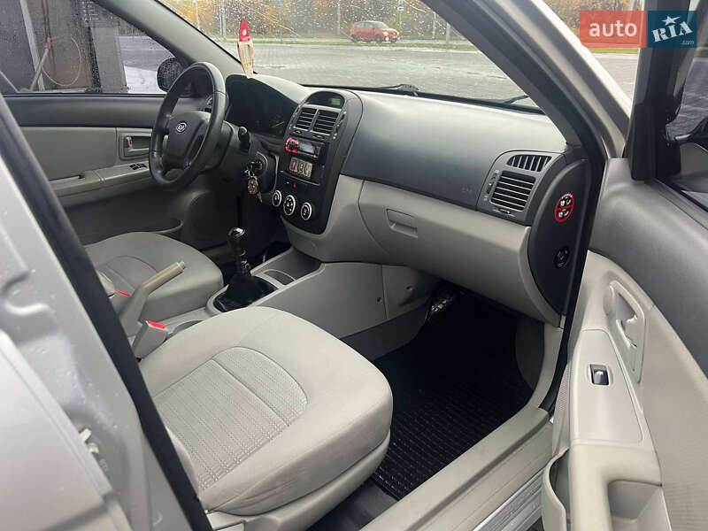 Седан Kia Cerato 2008 в Полтаві